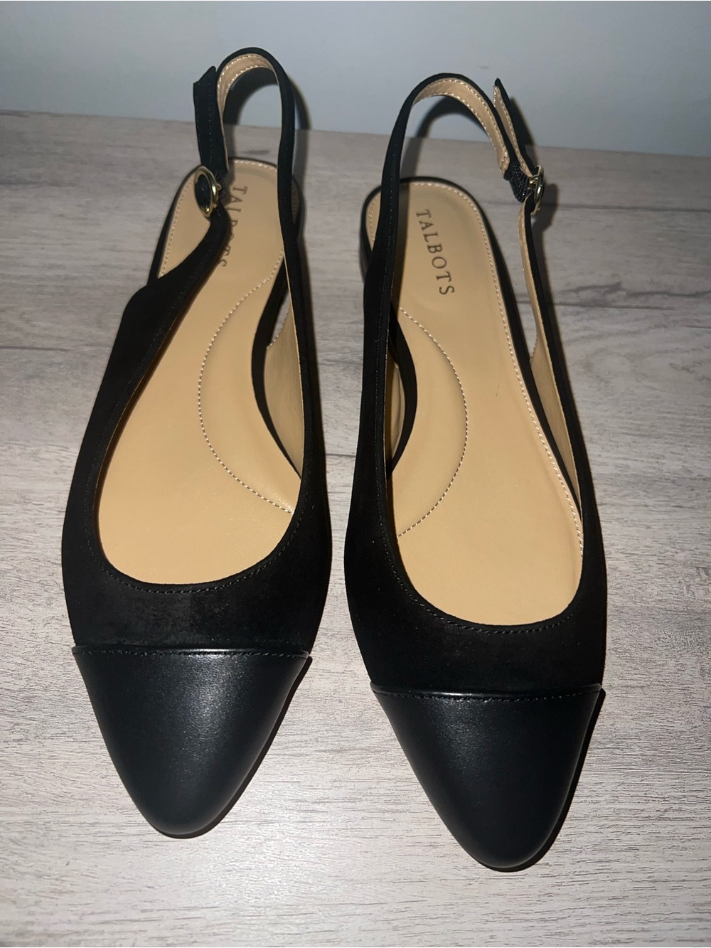 Talbots Black Pointed Slingback Flats with Cap-Toe